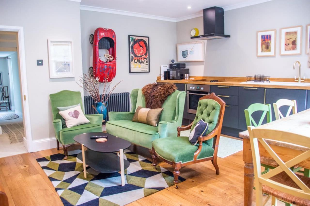 Unique 2 Bed In The Heart Of Bath With Parking Apartment Exterior photo