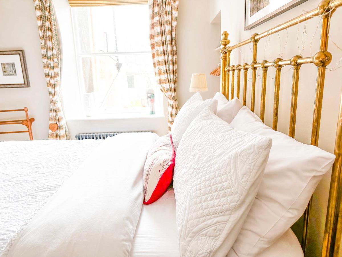 Unique 2 Bed In The Heart Of Bath With Parking Apartment Exterior photo