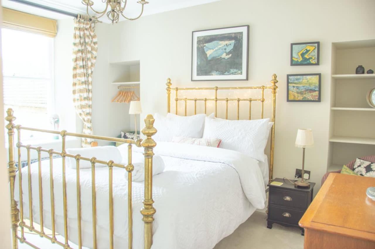 Unique 2 Bed In The Heart Of Bath With Parking Apartment Exterior photo