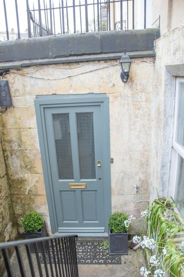 Unique 2 Bed In The Heart Of Bath With Parking Apartment Exterior photo