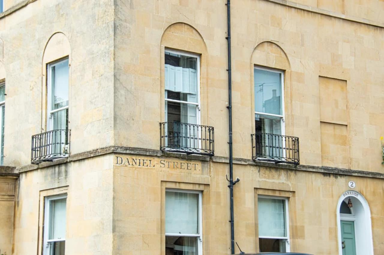 Unique 2 Bed In The Heart Of Bath With Parking Apartment Exterior photo