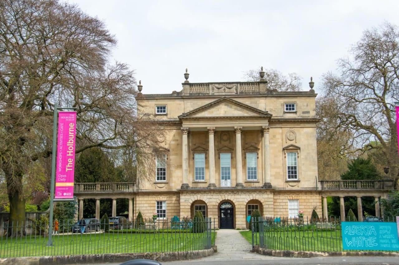 Unique 2 Bed In The Heart Of Bath With Parking Apartment Exterior photo