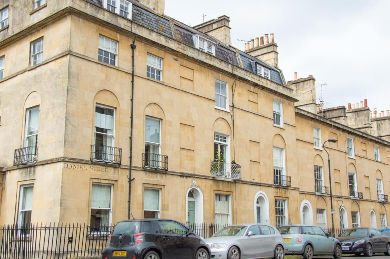 Unique 2 Bed In The Heart Of Bath With Parking Apartment Exterior photo
