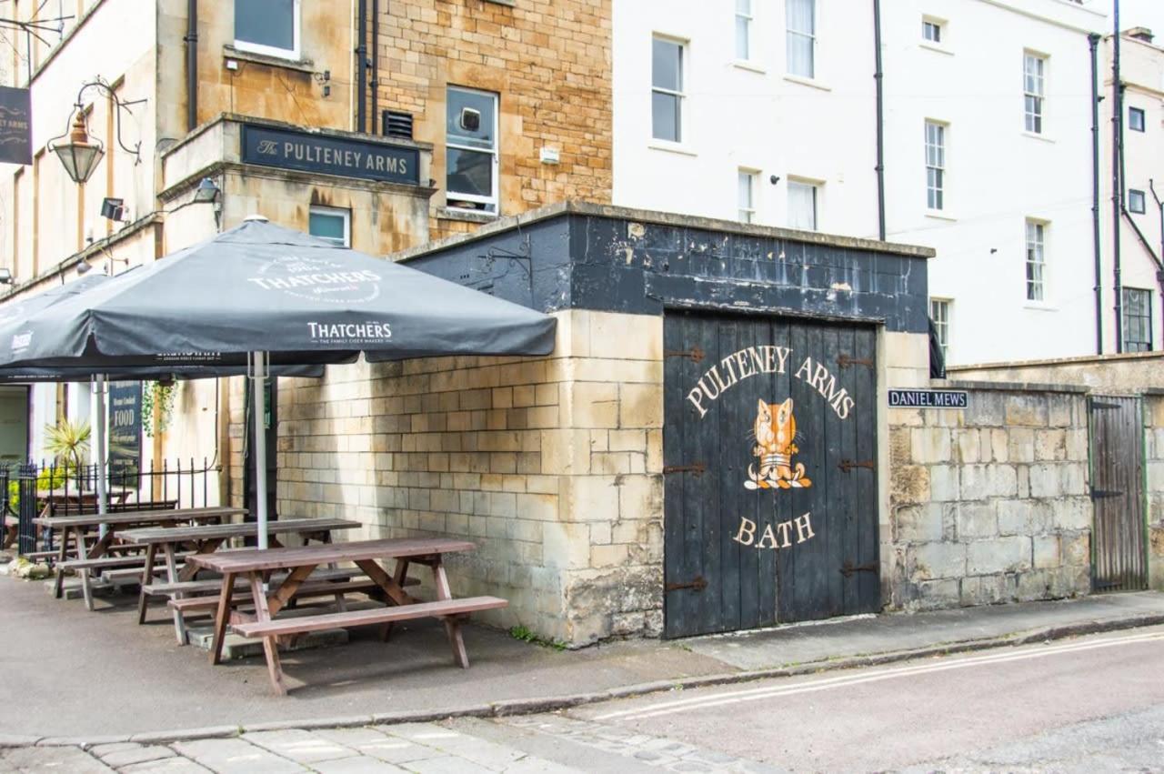 Unique 2 Bed In The Heart Of Bath With Parking Apartment Exterior photo