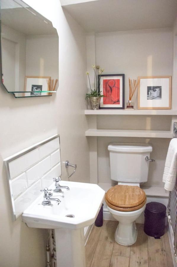 Unique 2 Bed In The Heart Of Bath With Parking Apartment Exterior photo